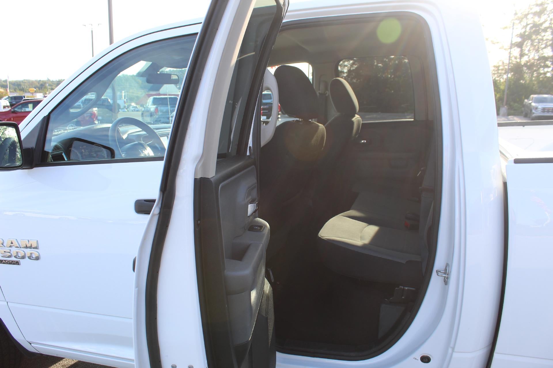 2024 RAM 1500 Classic SLT