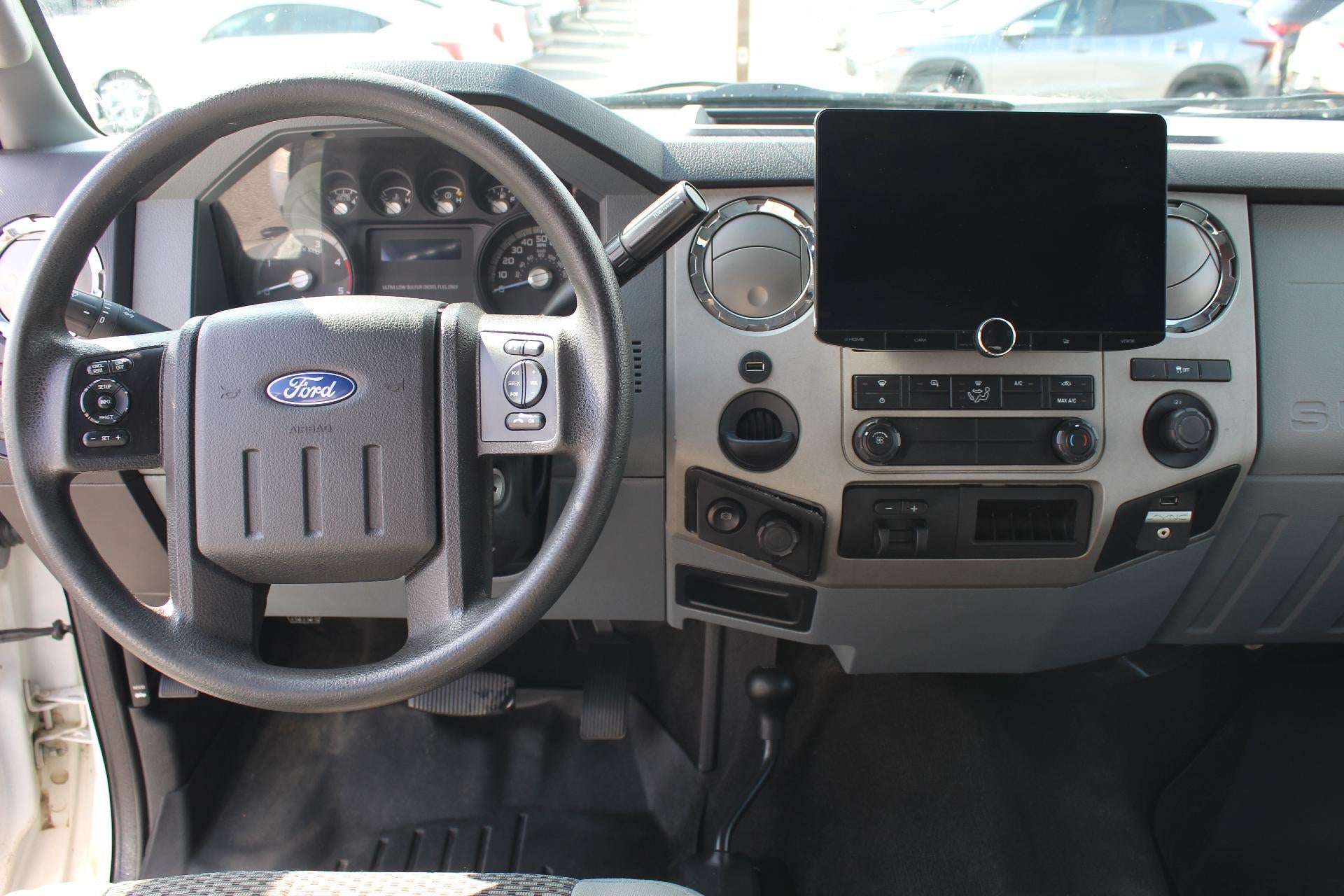 2015 Ford Super Duty F-250 SRW Lariat