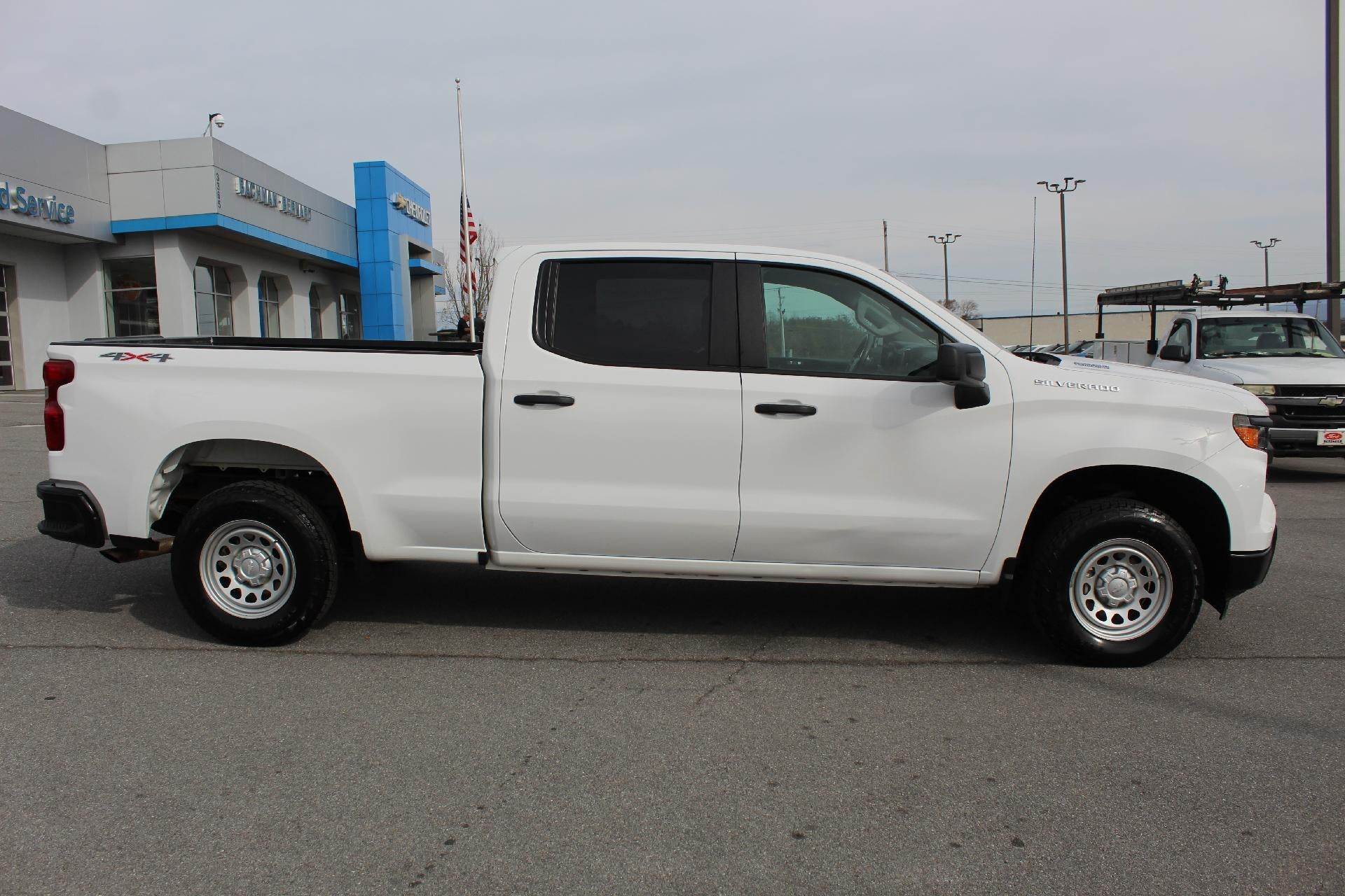 2025 Chevrolet Silverado 1500 WT