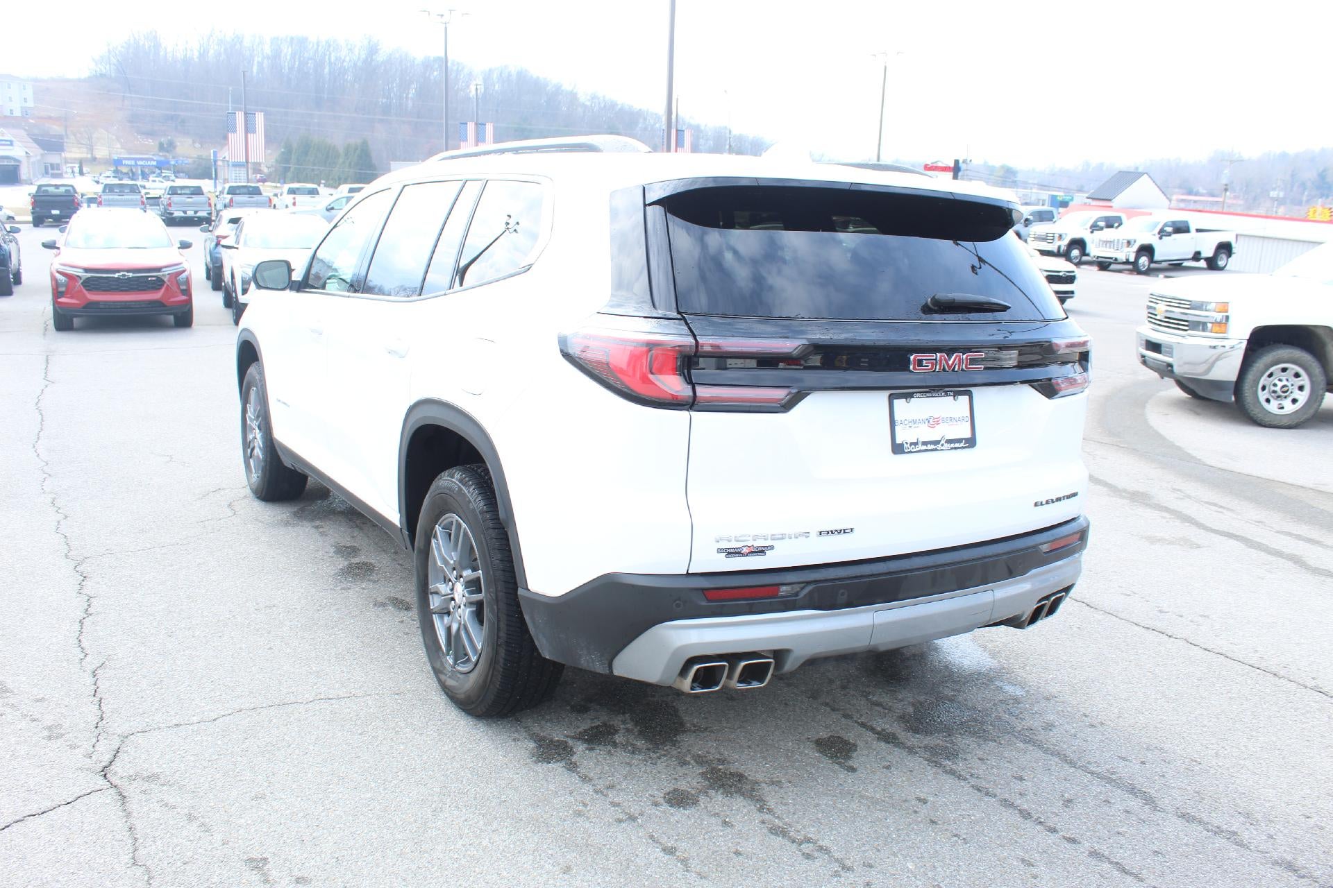 2025 GMC Acadia Elevation