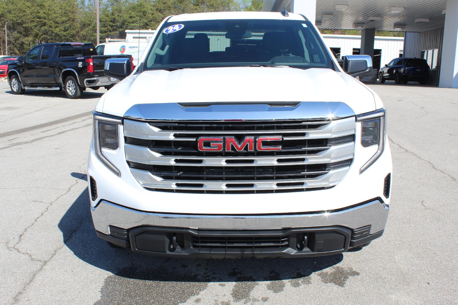 2024 GMC Sierra 1500 SLE