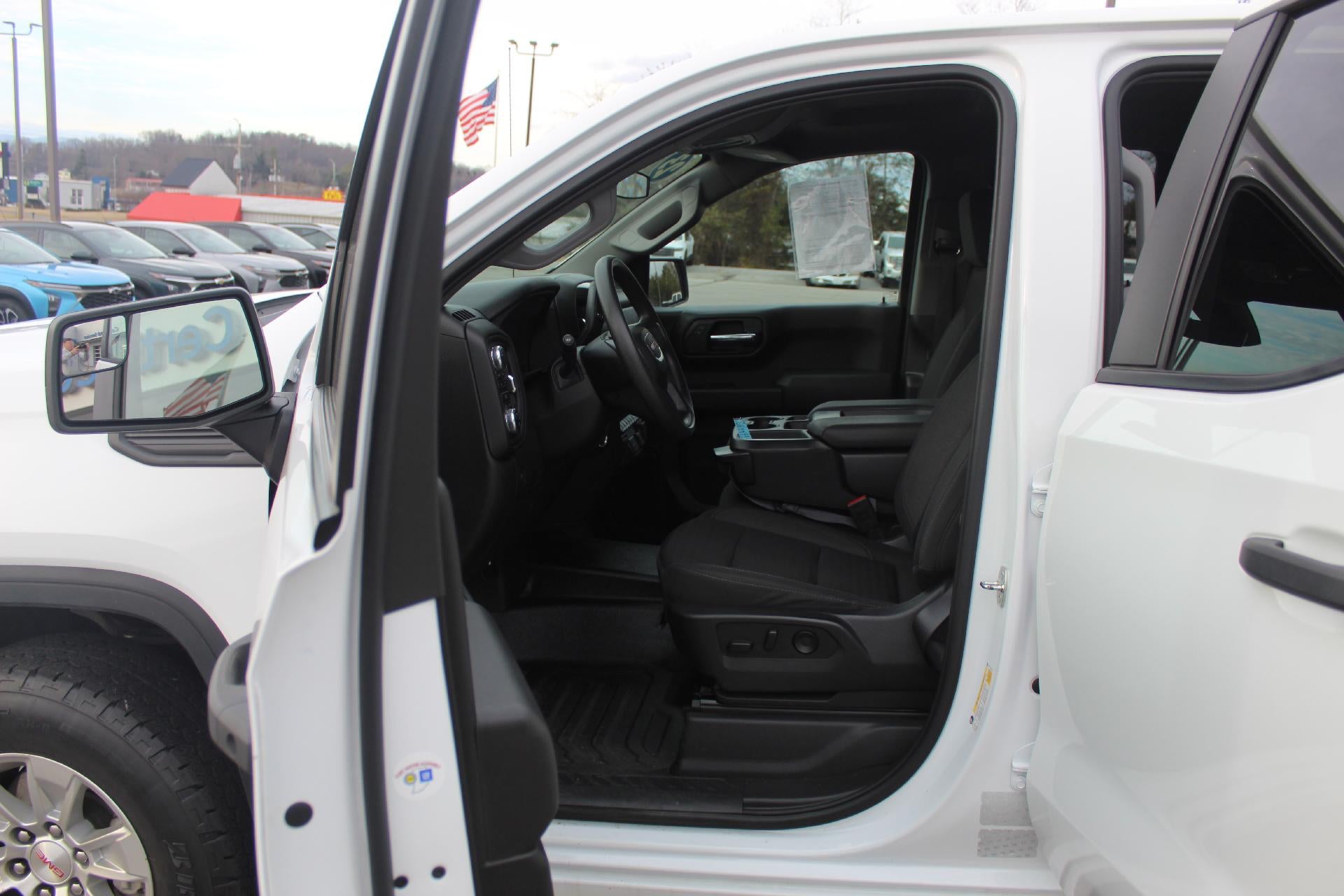 2023 GMC Sierra 1500 Pro