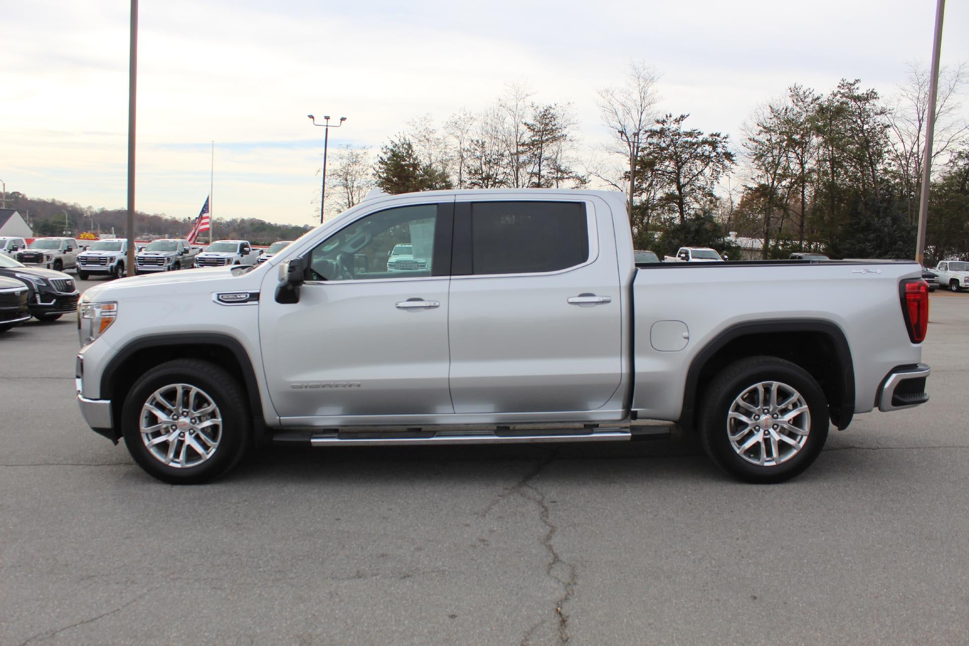 2020 GMC Sierra 1500 SLT