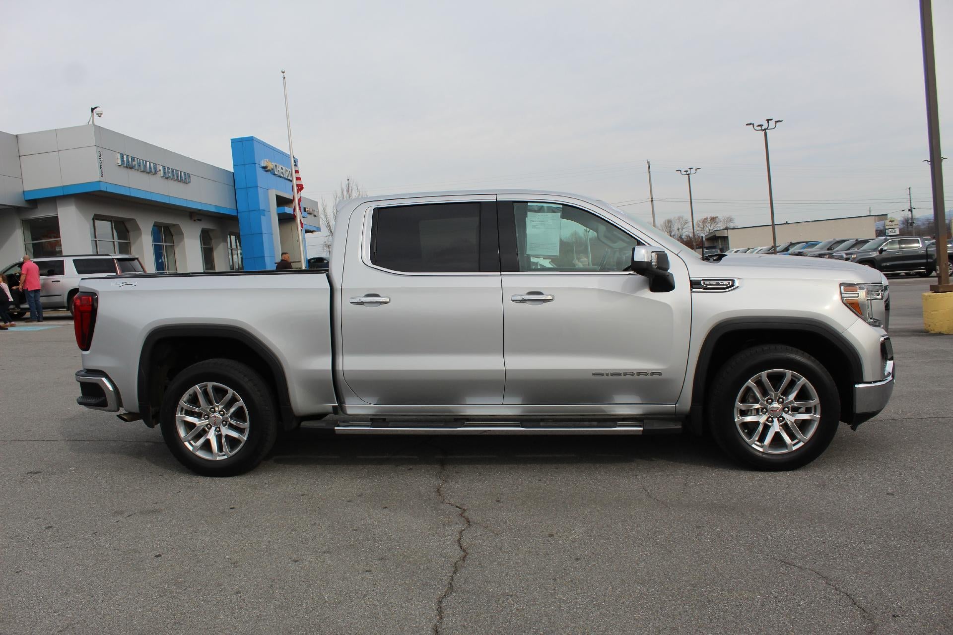 2020 GMC Sierra 1500 SLT