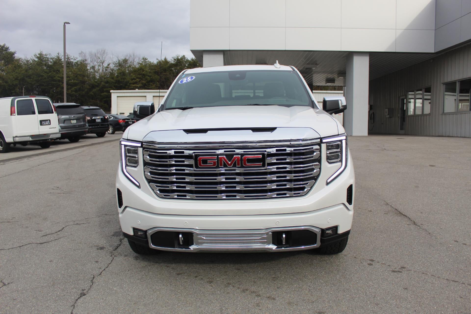 2025 GMC Sierra 1500 Denali