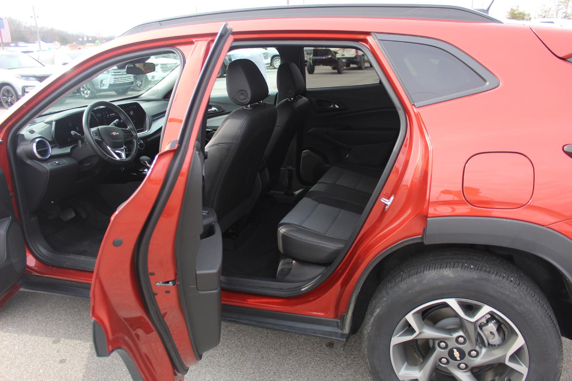 2024 Chevrolet Trax LT