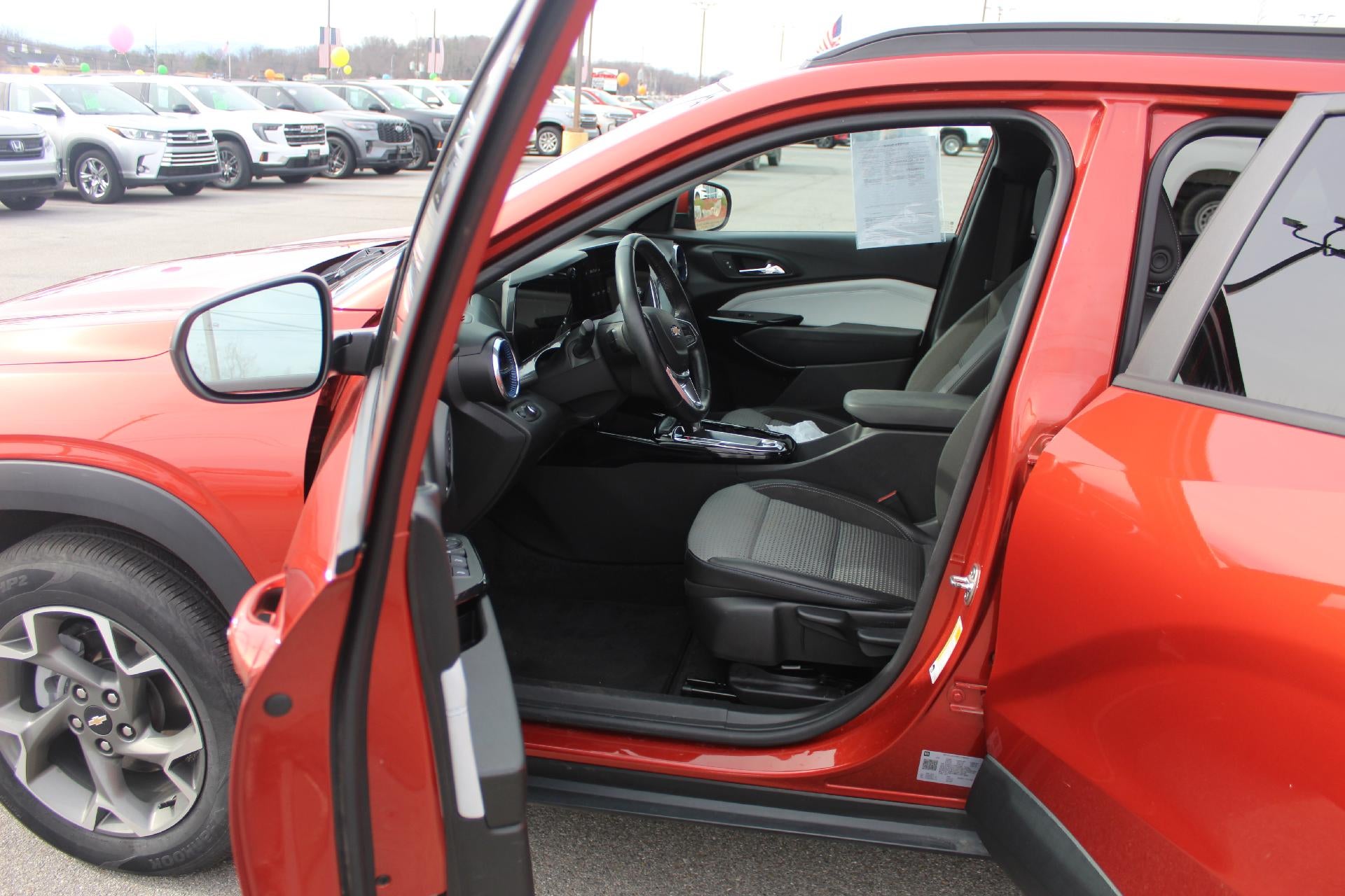 2024 Chevrolet Trax LT