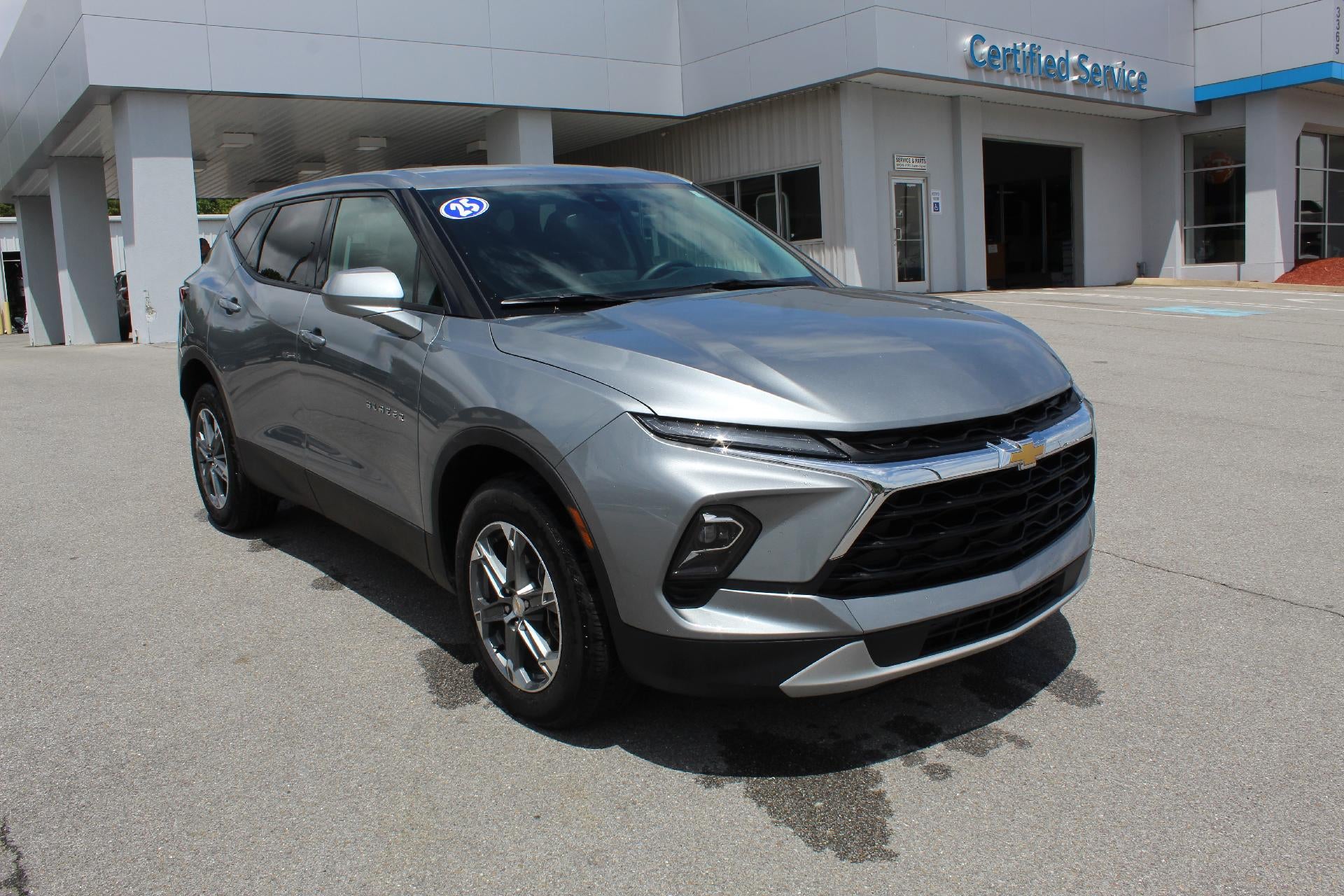 2025 Chevrolet Blazer 2.0T 2LT FWD's photo