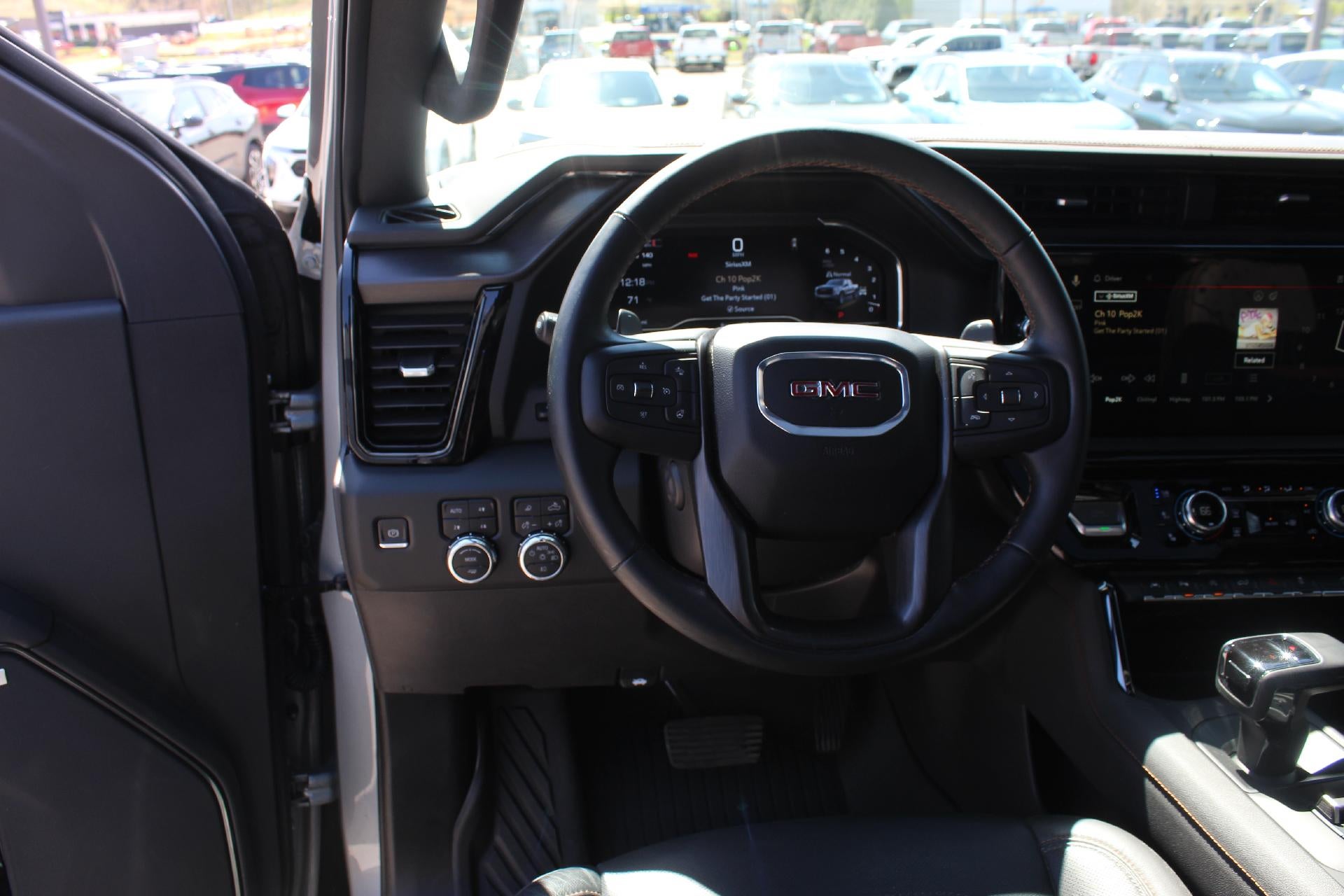 2024 GMC Sierra 1500 AT4