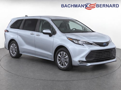 2021 Toyota Sienna XLE