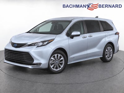2021 Toyota Sienna XLE
