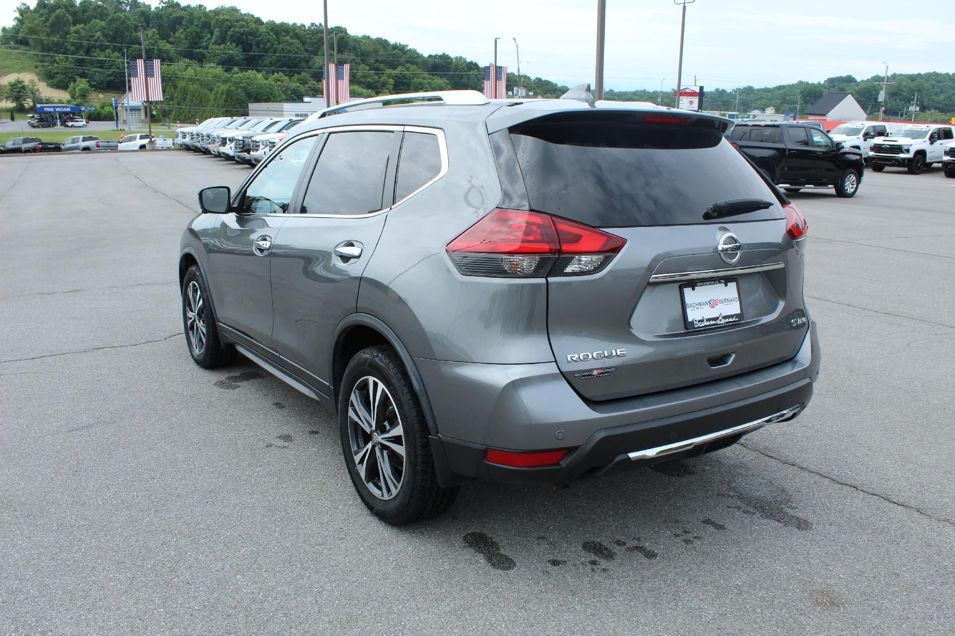 2020 Nissan Rogue SV